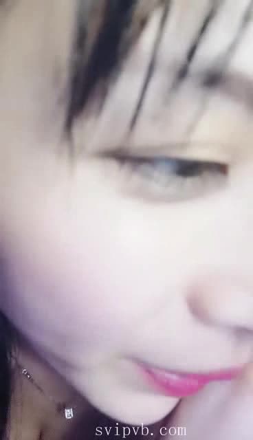#朴妮唛 小妲己老牌大奶主播直播视频IOS有BUG，只有声音没有画面无法正常播放解决方法：正常缓存下来，保存到手机相册，使用苹果自带播放器即可正常观看