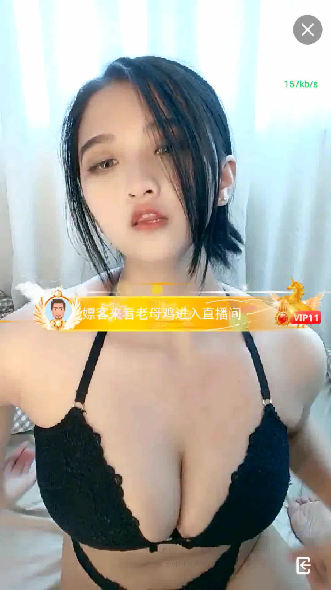 #高抬腿女教官 半糖御姐气质主播，尺度较低，颜值高