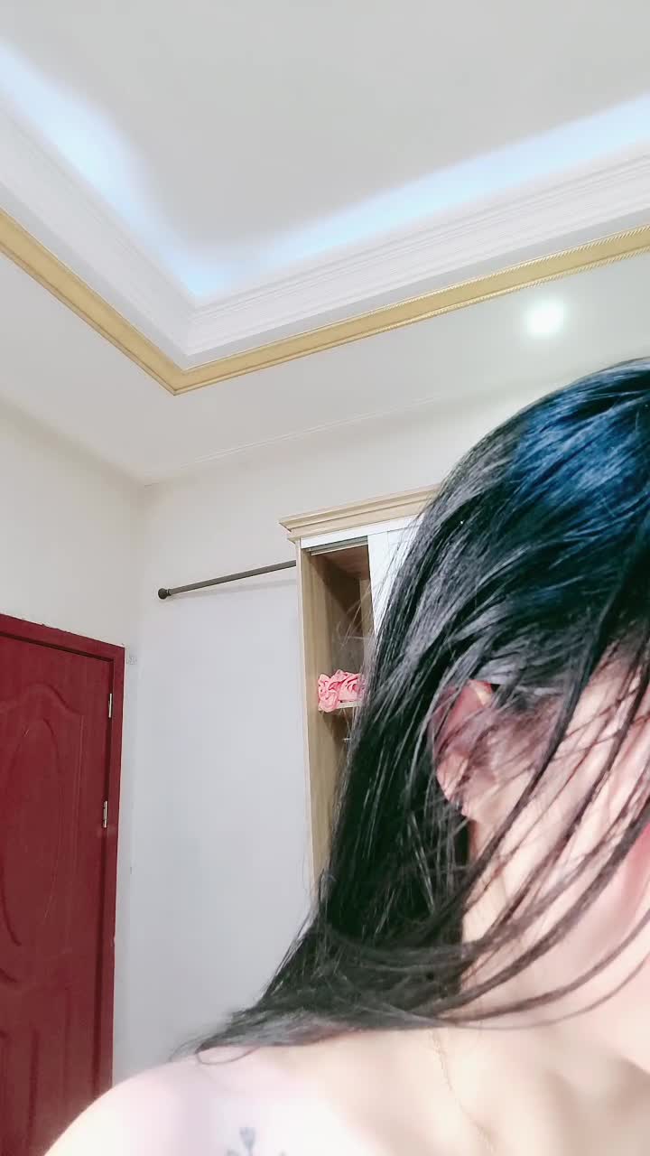 #狂乱女团 七彩直播多人群交，东南亚直播集团55部