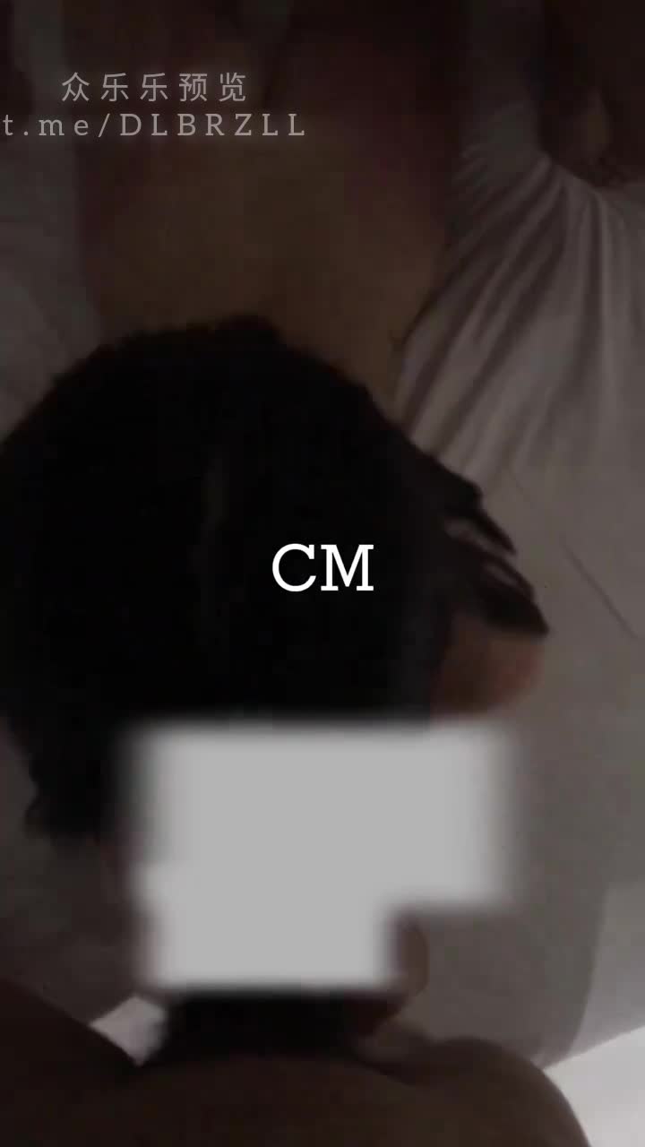 #CM #mr_polarbear 推特高端约啪大神，经常健身的型男，约啪各行各业女神，在大神的猛烈性爱攻势下，无不变成只知索取的母狗！80部