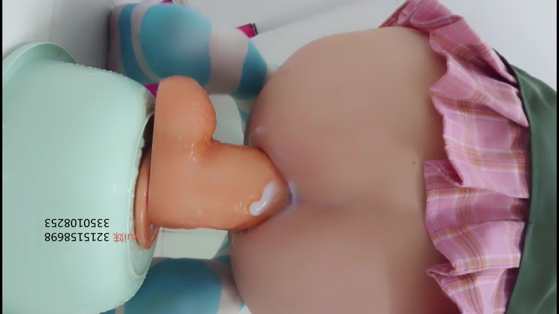 343 蓝白条纹袜抽插出便便