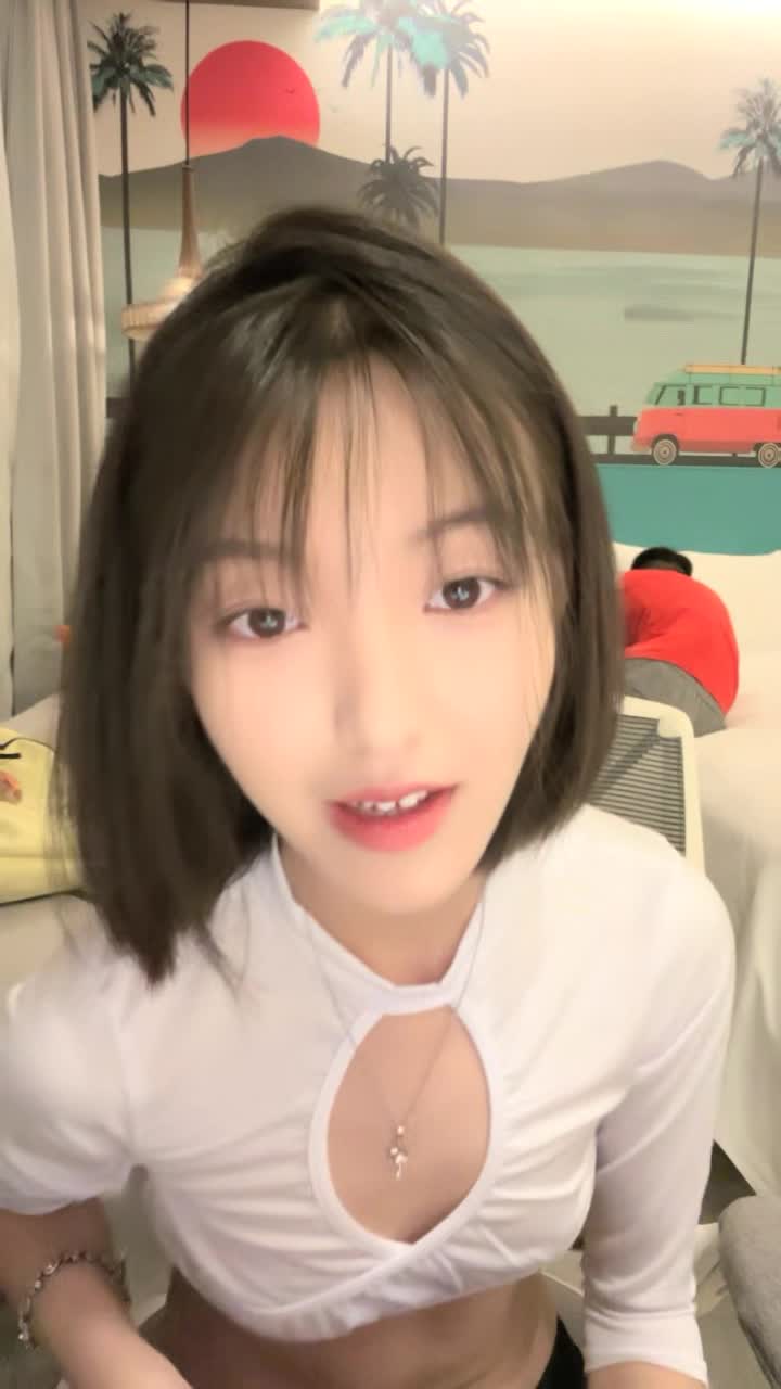 精选系列-主播 04年艺校学妹 4