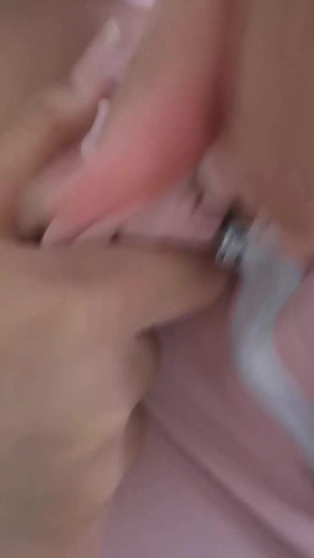 【原创】强上一起从娘胎出来的龙凤胎妹妹，妹妹连裤子都来不及穿就要跑！#龙凤胎妹妹
