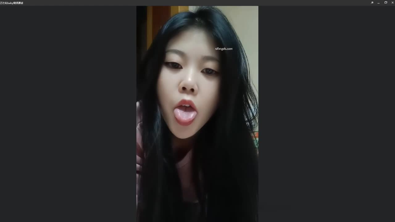 #反差 #裸聊 #一对一  群聊良家大尺度一对一裸聊 助撸催射专用，很多都是良家小姐姐，比较真实 有些比较腼腆有些玩得开，萝莉御姐等各种风格，激情互动催射助撸！打飞机专用！合集50个视频新更