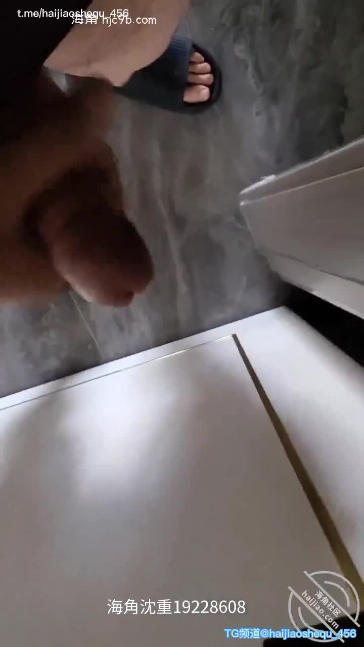 姐姐竟然用我的视频自慰，我又一次上了姐姐 #离婚的姐姐-沈重