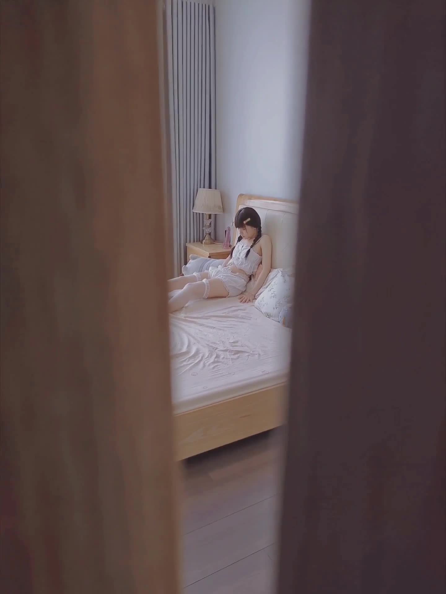 标题：四爱反攻了？标签： #四爱 #sissy #操逼 #伪娘 @lygbl简评：咱也不知道是属于是什么成分，伪娘艹清纯小母狗，我还以为是合并同类项，结果是比较特殊的情侣，玩吧，谁能玩过你俩聊天群     万能搜索️点我一键订阅麟烟阁全服务