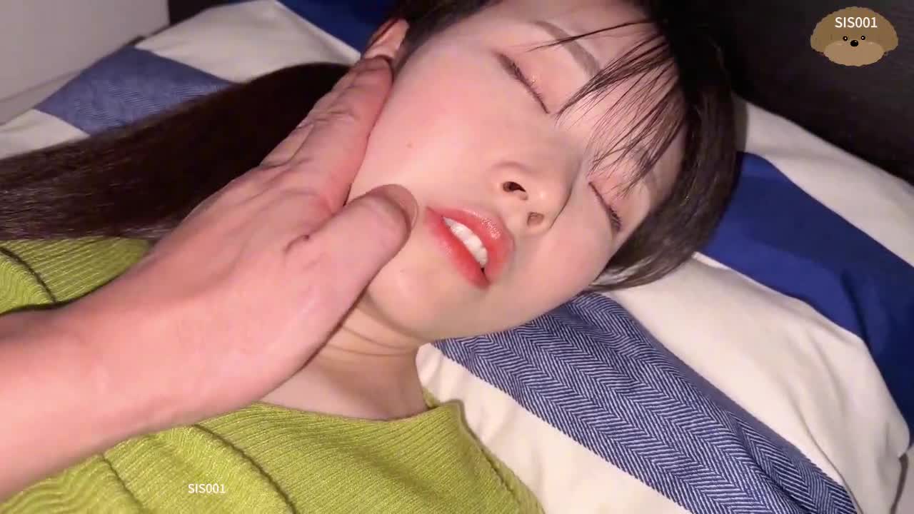 两个漂亮少妇 第一个很漂亮又有气质 翘臀身材好，抱起来各种姿势操内射！第二个大胸美胸少妇#少妇 #内射