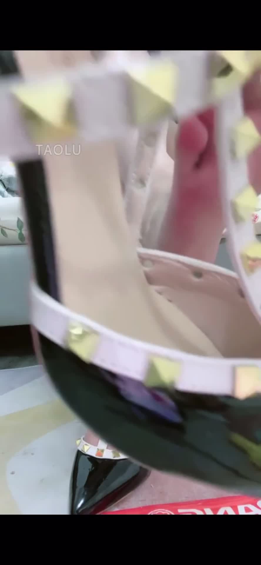 #套路直播 #吃一口甜心 #梨花诗主播 御姐 足控 红绿灯