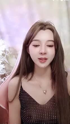 超级漂亮女神~【妮可可】我等了你10年了~你终于开秀了~#女神  #妮可可