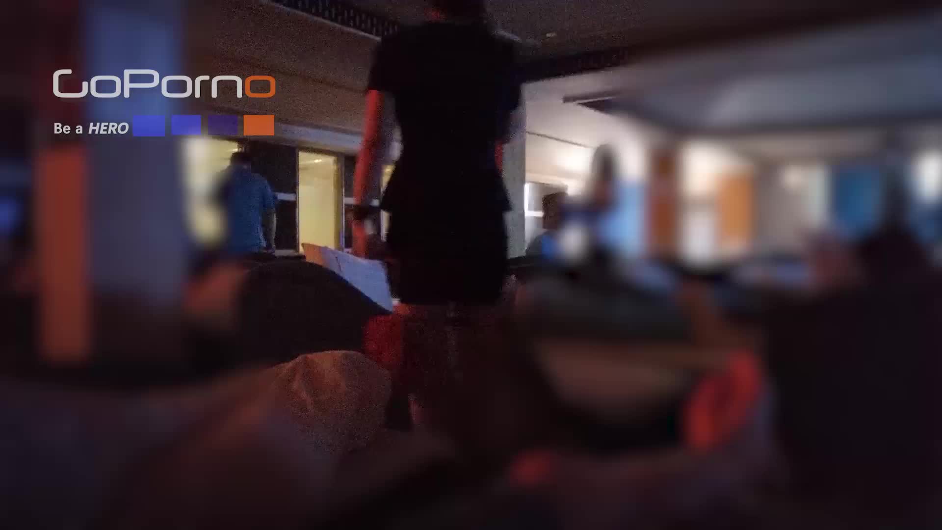 #Goporno 扫街 探花 嫖妓37V 宣传说是所谓高颜值扫街，但真的看得过去的极少，毕竟几百块的货能好到哪去。这位大神其实作品不少，视频特色是大量文字 6