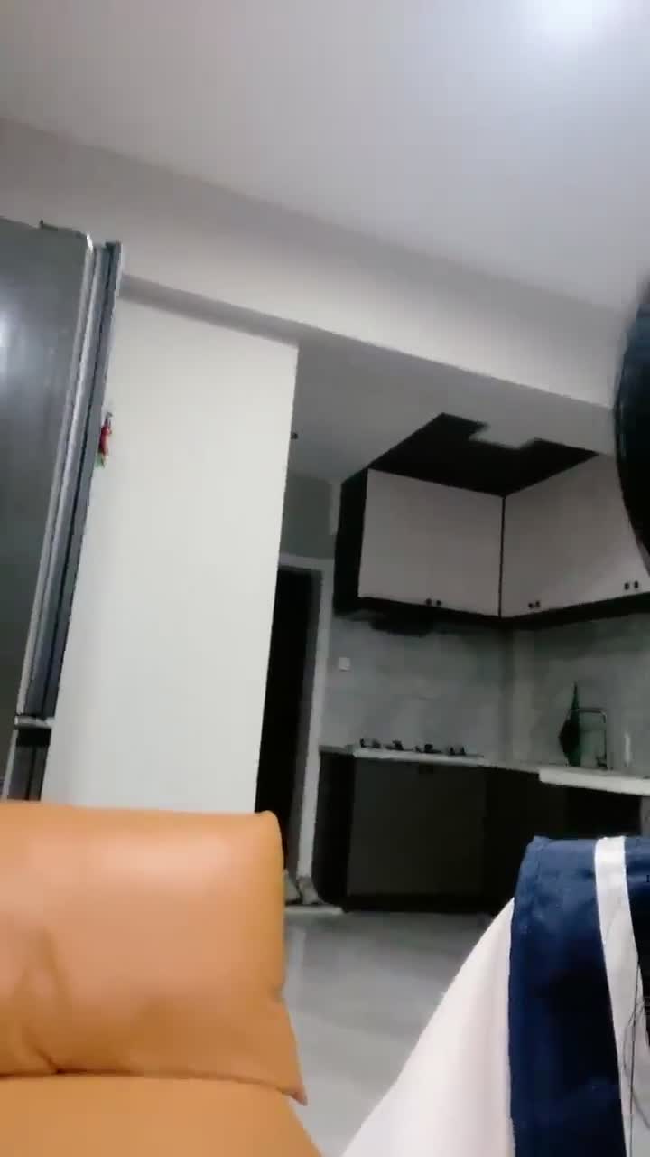 暑假拿下一个极品学生妹，【纯牛奶萝莉】，无毛粉穴，青春小仙女被无套内射，爽炸了#学生妹  #纯牛奶萝莉  #内射