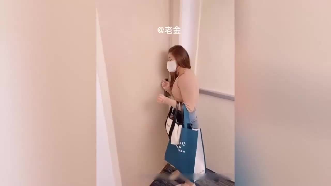 史上最牛换妻！上海夫妻交流群换妻淫趴活动，带人妖老婆一起参加群P肛交四爱#换妻  #上海  #淫趴  #人妖  #肛交  #群P