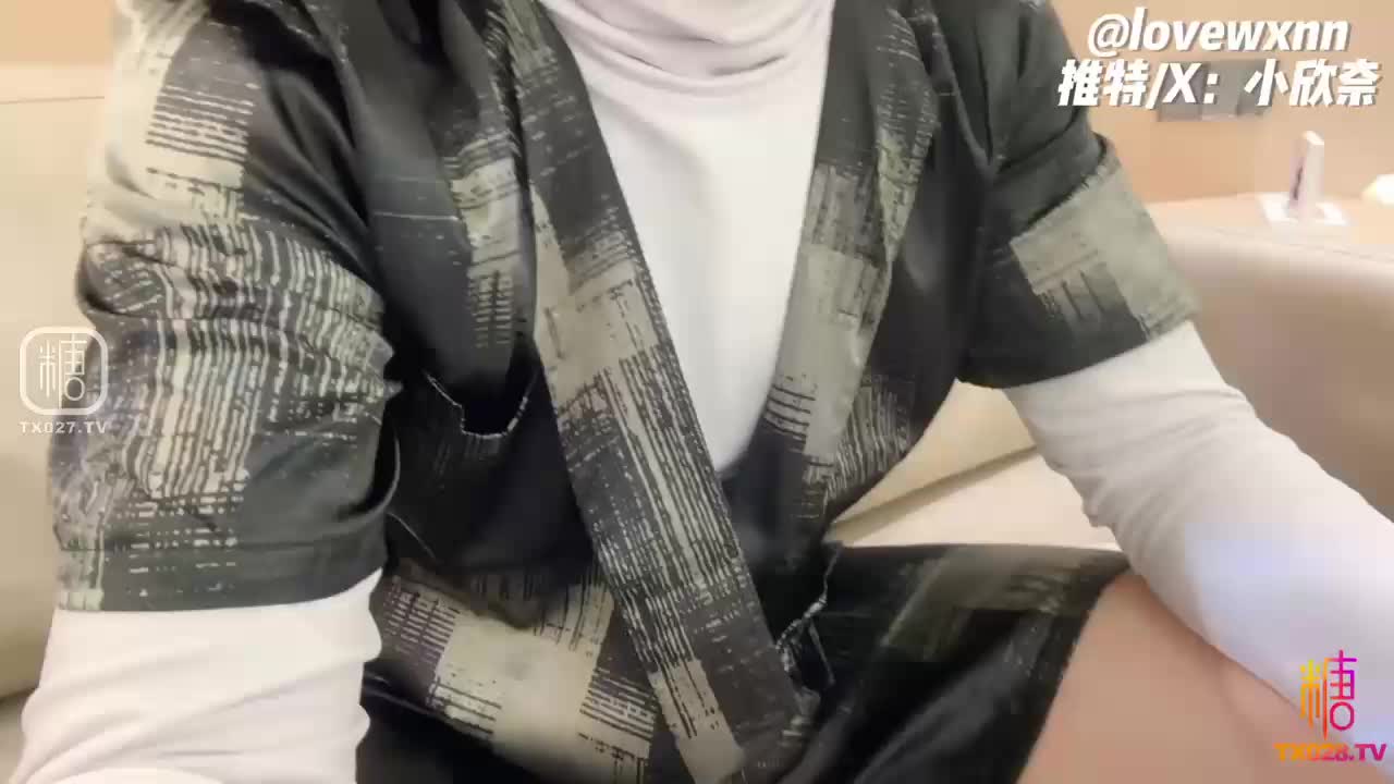 没想到妹妹这么骚 性瘾欣奈的足交淫技 骑乘榨精小穴被操出白浆#小欣奈 #糖心vlog #白虎 #剧情 #白丝 #足交 #口交