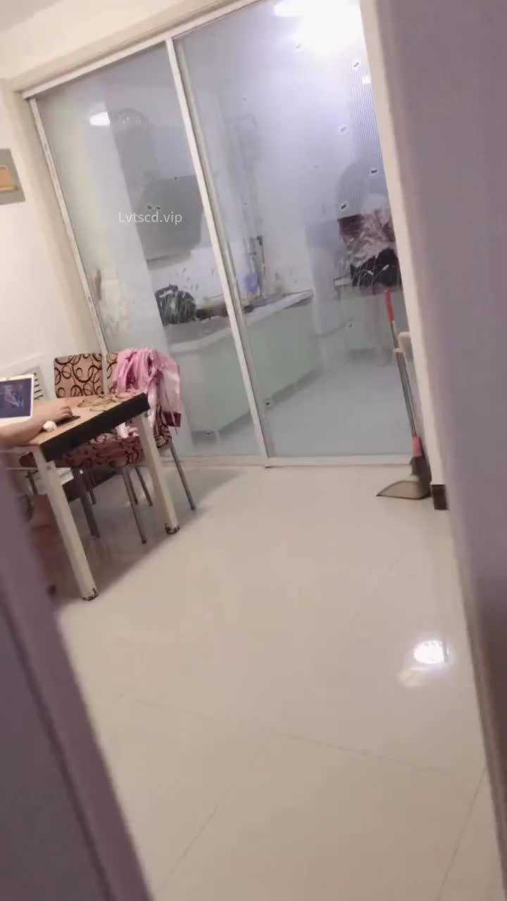 中年夫妻淫荡的思想，竟然有乱伦情结#夫妻  #乱伦