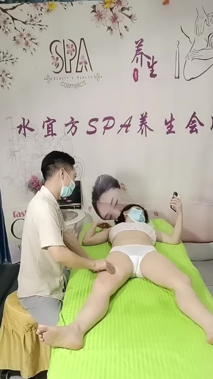 【女性私密SPA】少妇在按摩被男技师撩起了情欲，撩骚调情逐渐脱光 #私密SPA  #少妇