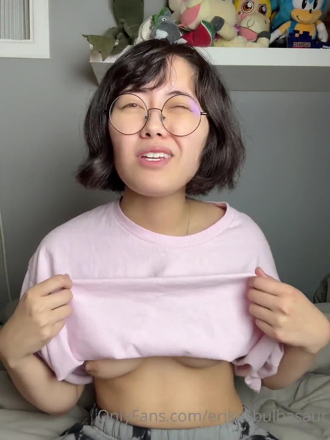 OF露脸反差小母狗，清纯可爱美少女EriKasbulbasaur私拍合集4，口活了得自慰啪啪相当刺激#OF  #露脸  #反差   #母狗  #EriKasbulbasaur  #少女