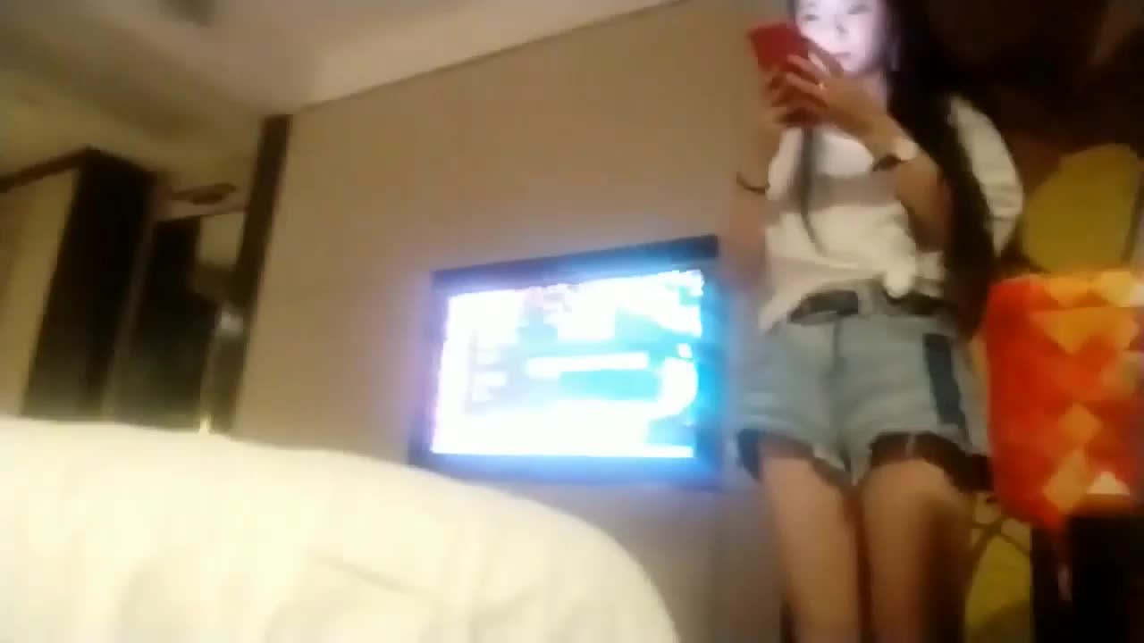 #口交 #偷拍自拍 #探花 #素人 #业余真实会所选秀老被坑直接微信1900元找的172CM援交妹小怡720P高清无水印完整版