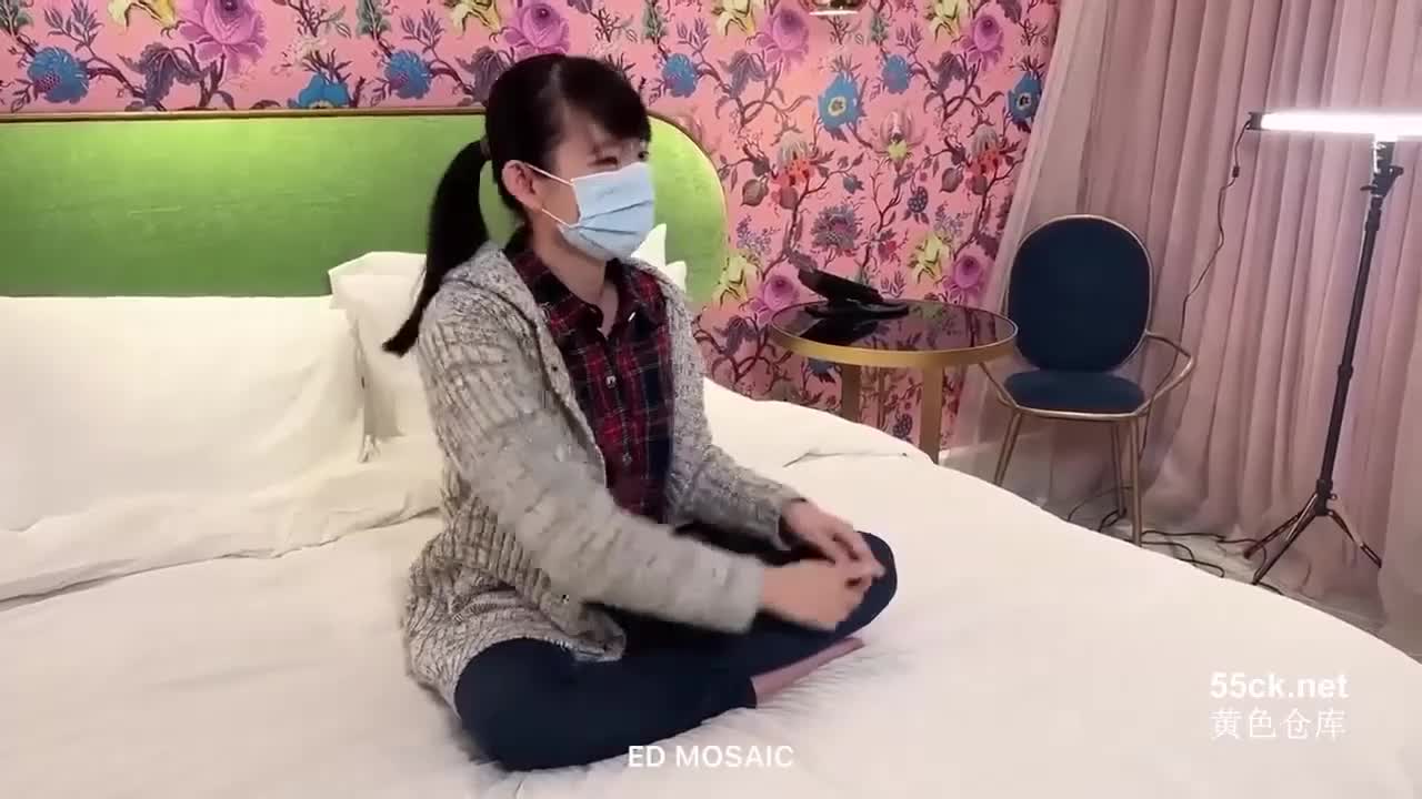 #颜射 #打手枪 #口交 #淫荡对话 #女上位乖巧粉鲍21岁女大生想尝试多P详情介绍