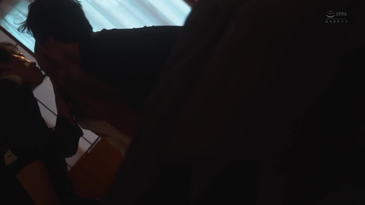 轮奸少妇人妻性张力好满好顶看了热血沸腾，人前是大家的女神，人后是渴望被轮奸的小母狗-5
