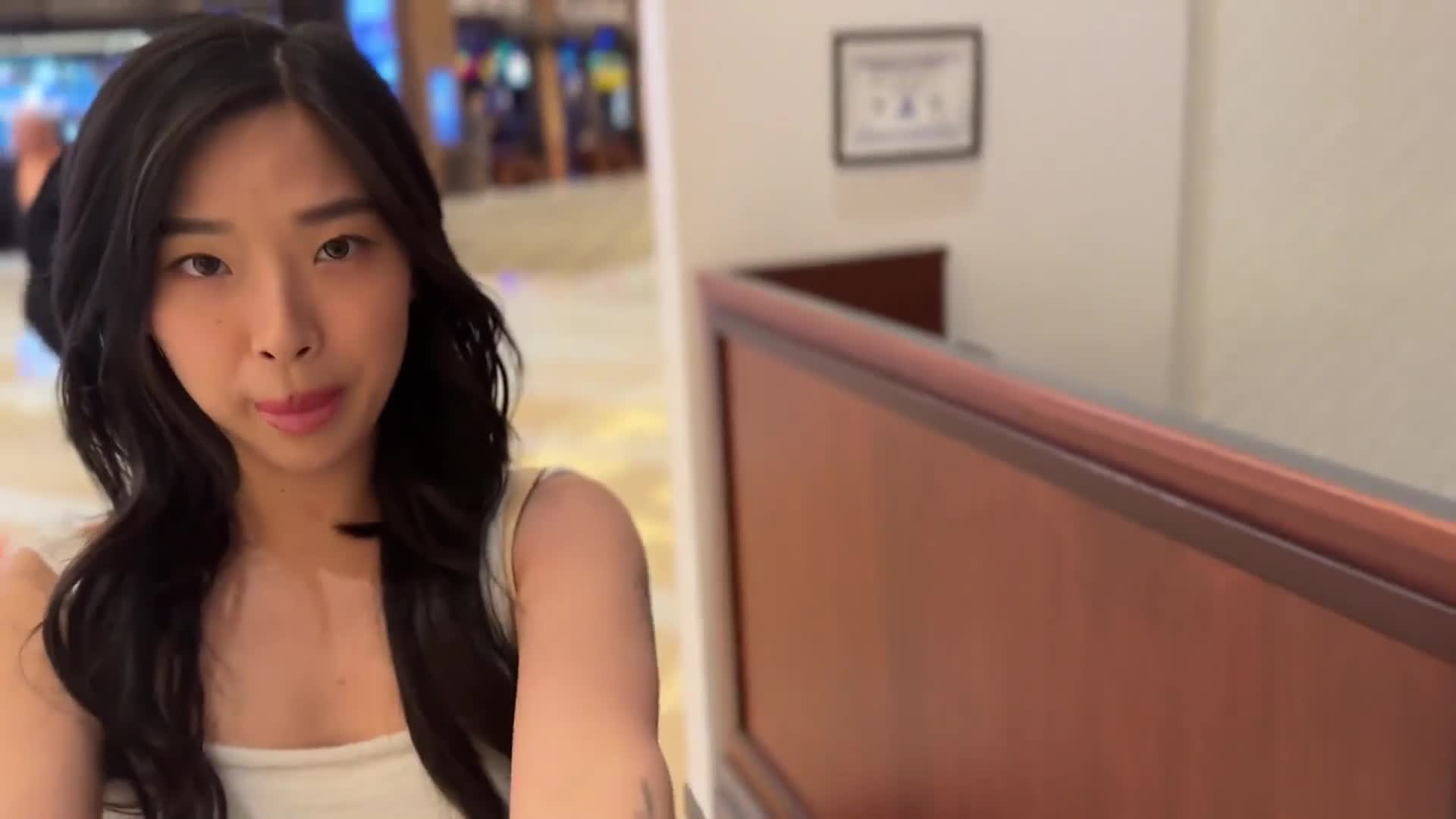 人气超高的上海反差留学生【李艾】私拍 女友在赌城约会的一天用激烈的抽插和内射结束 #onlyfans #ElleLee #高颜值