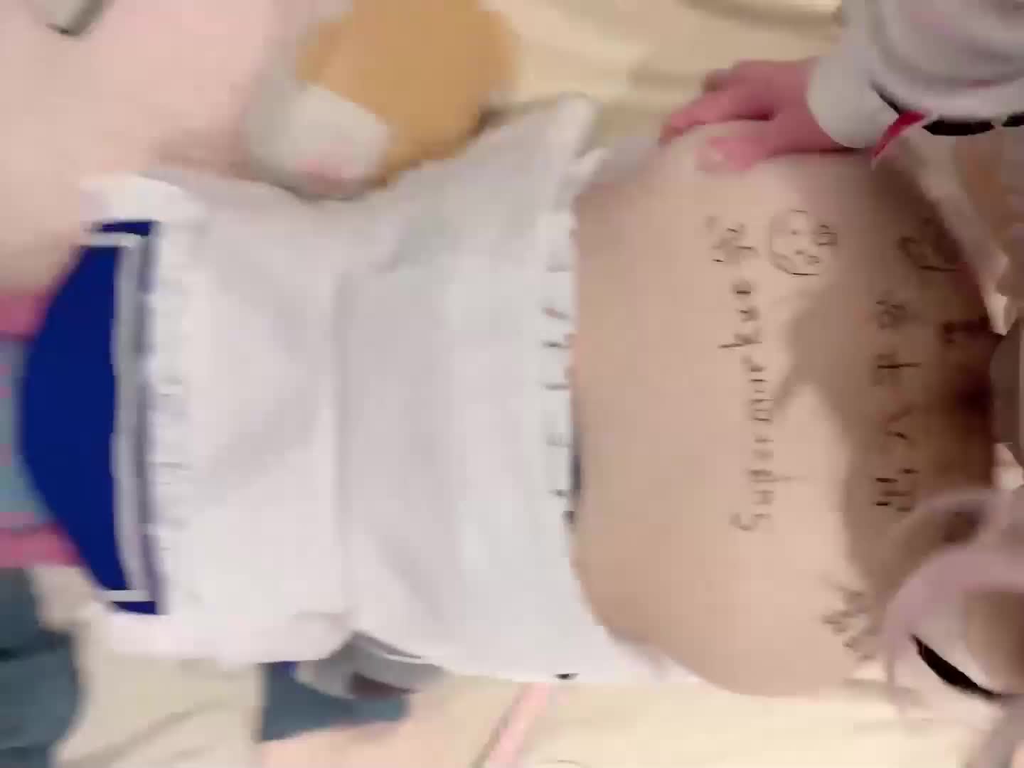 #肛交 #偷拍自拍 #素人 #业余真实 #人妖极品伪娘写上出入平安被爆操伪娘TS人妖CD