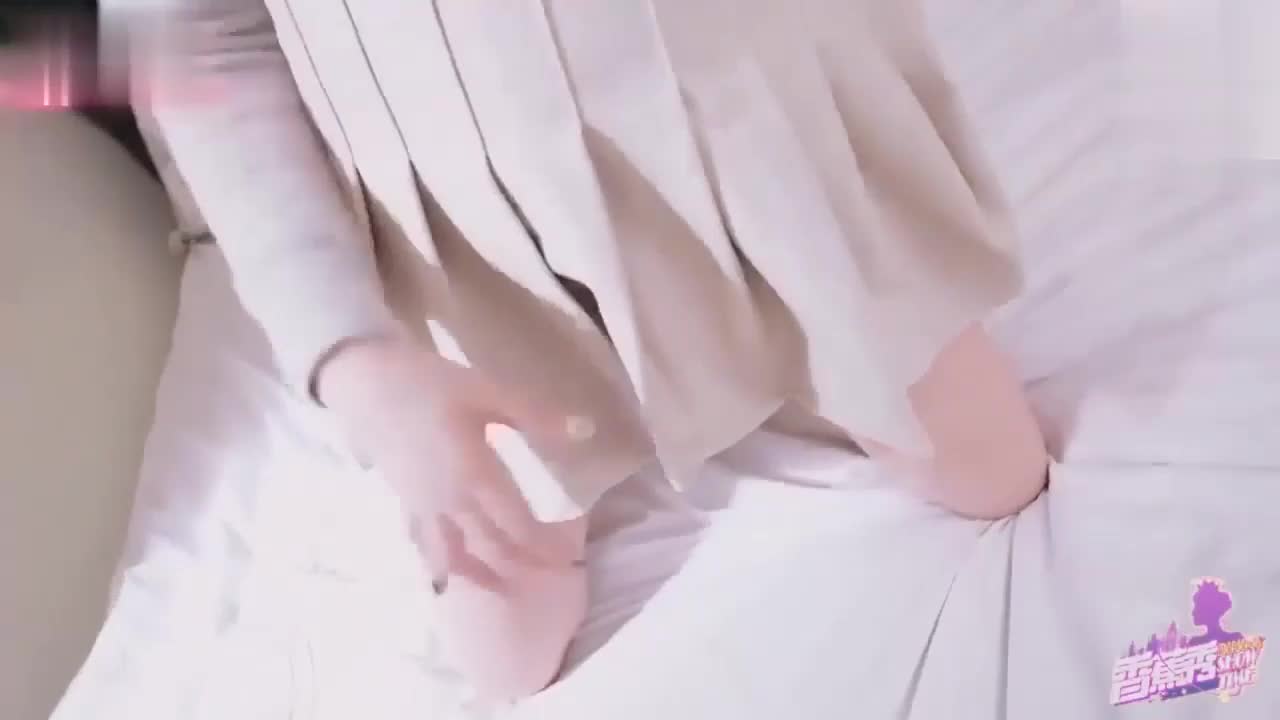 #巨乳 #口交 #女上位 #女性高潮 #高颜值XJX274老公发现了性爱玩具立刻提枪上阵冲了过去