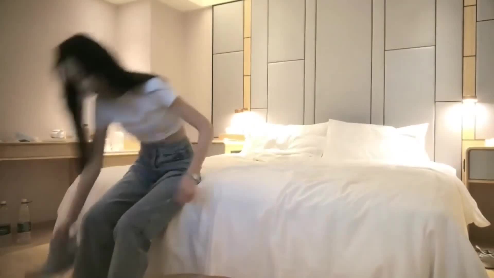 #口交 #女上位 #偷拍自拍 #探花 #素人约操极品娇小可爱嫩妹
