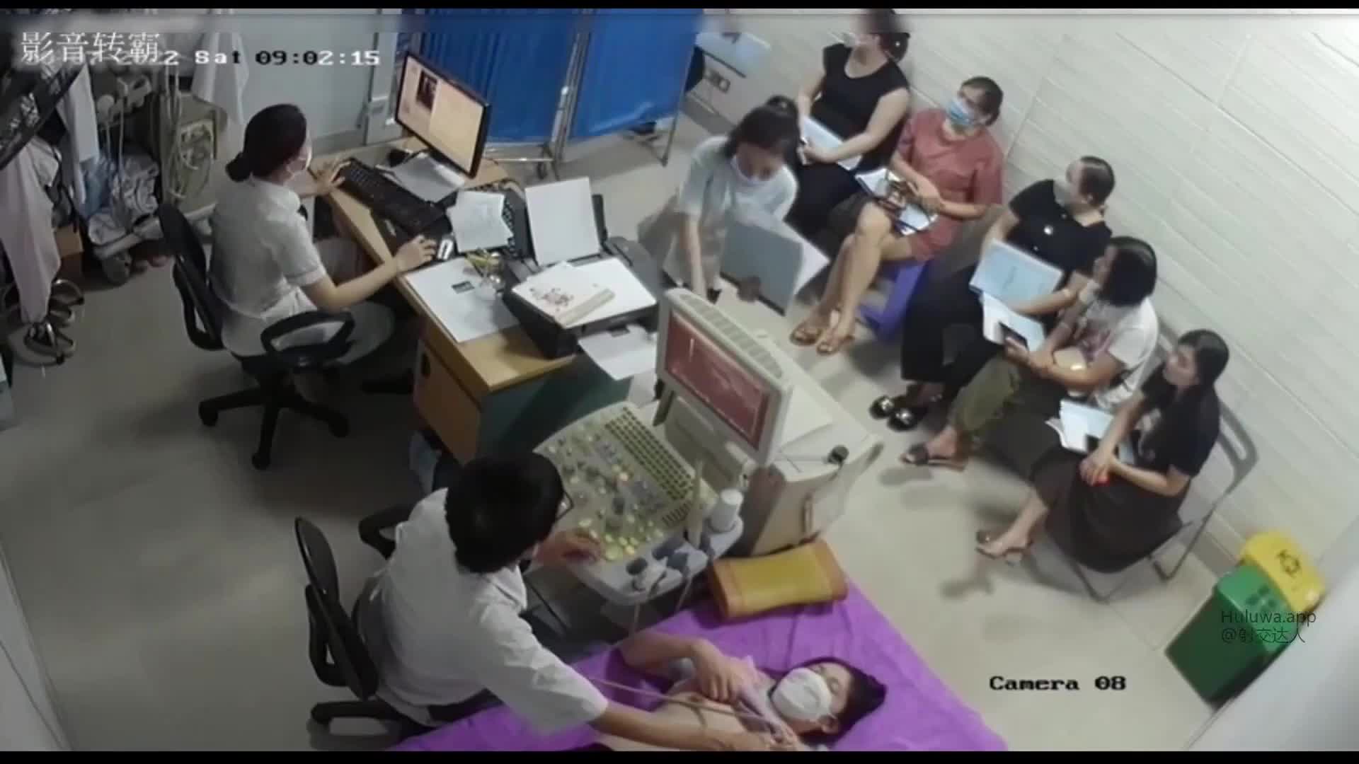 #偷窥 #护士 #偷拍自拍 #素人 #业余真实破解摄像头某医院监控流出