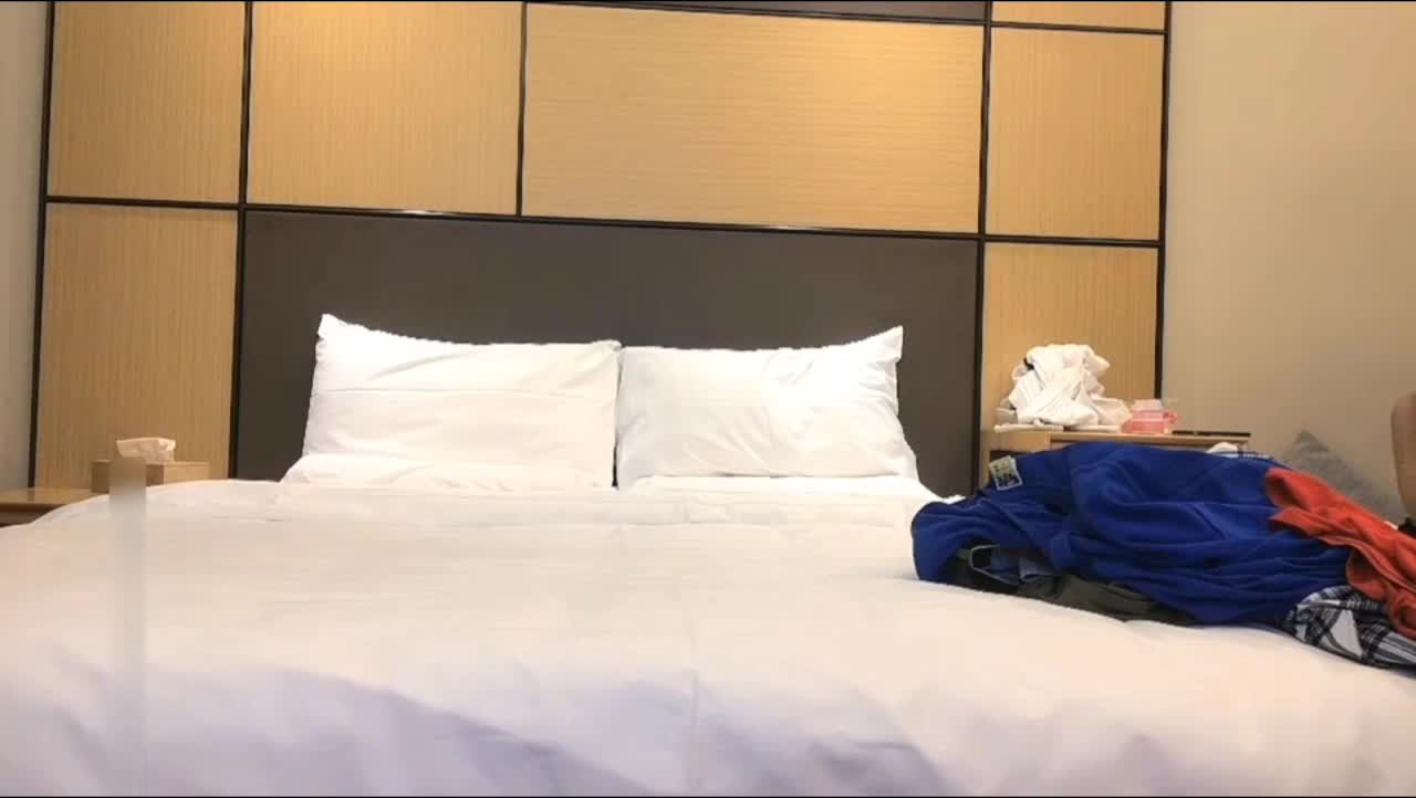 3小家碧玉型妹子
