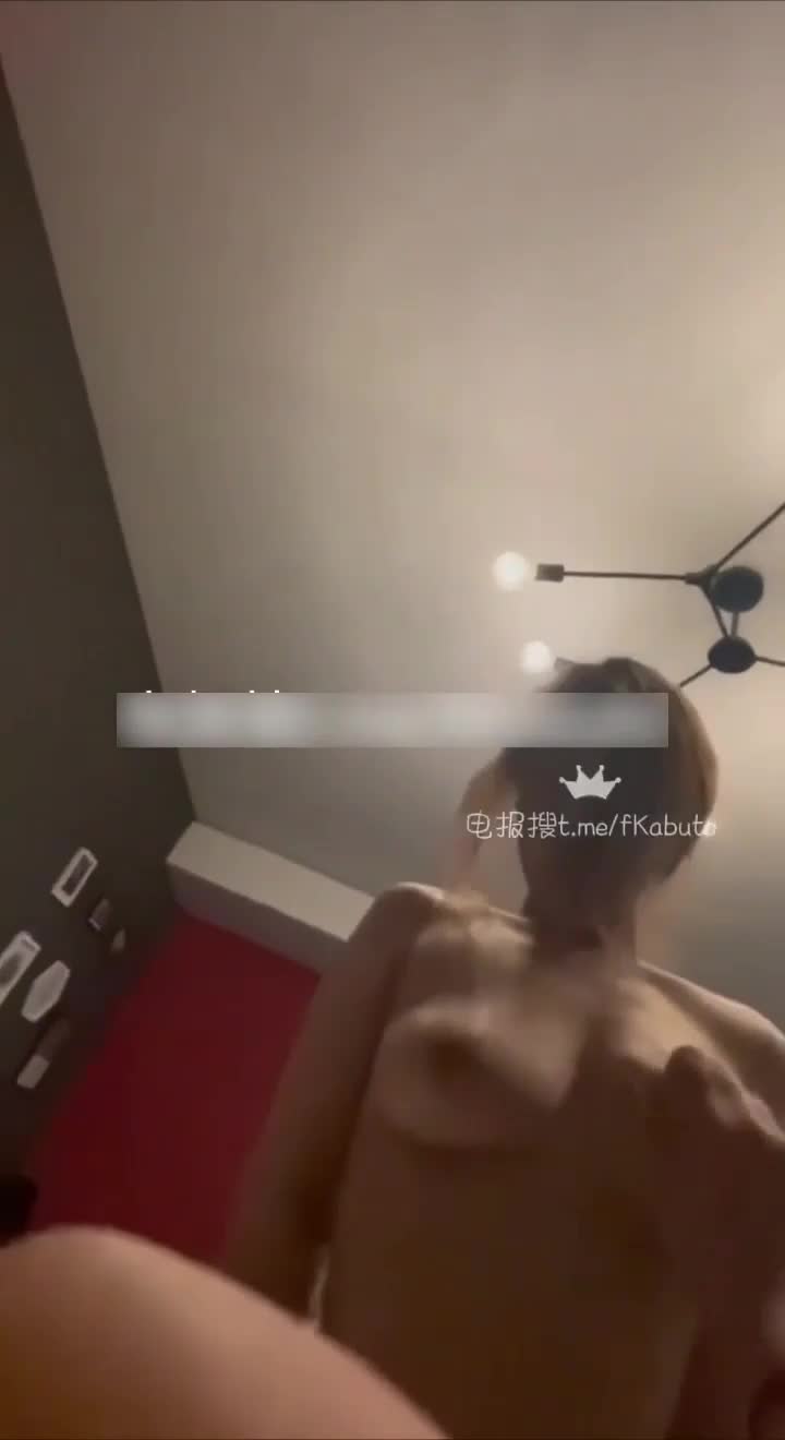 #巨乳 #口交 #女上位 #素人 #反差婊超骚反差眼镜妹