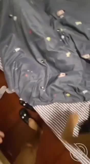 #口交 #女性高潮 #偷拍自拍 #素人 #业余真实海角大神潜入女儿的房间女儿娇嫩的身躯稚嫩的胸部和小穴让我疯狂以买手机为由让女儿为我泻火听着女儿的叫声让我更为疯狂爽飞了