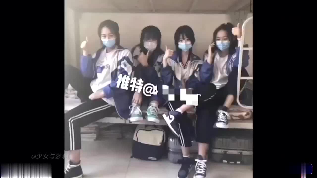 #口交 #女上位 #偷拍自拍 #素人 #业余真实3P巨乳学生妹