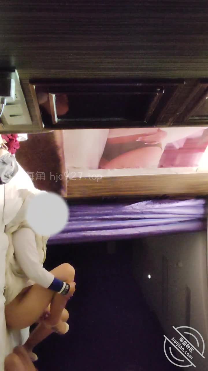 原创海角大神【干妈变成了情人】付费钻石贴！小牛吃老草，内射丰满干妈，鸡巴都干肿了#海角大神  #干妈变成了情人  #内射