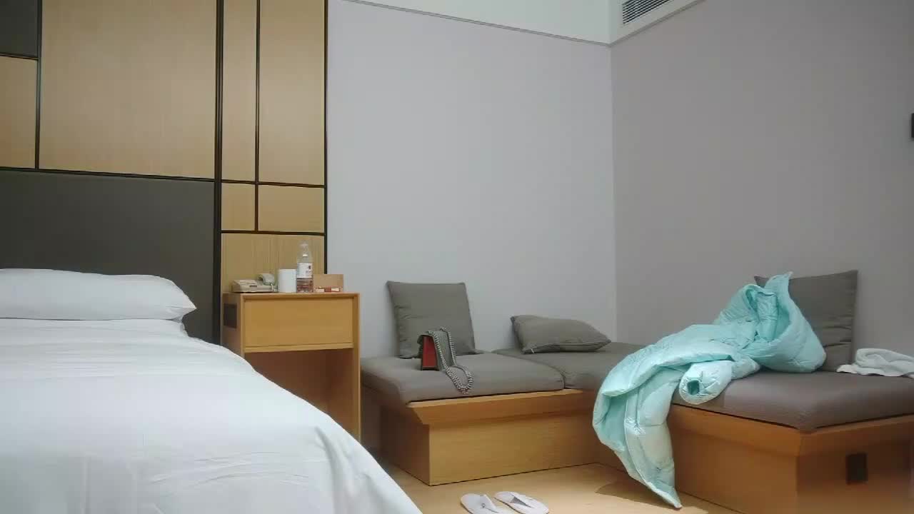 #妓女 #口交 #女上位 #探花 #高颜值探花精选漂亮人妻吃鸡啪啪哥哥真的好痛你的跟外国人有什么区别大姐被大鸡吧操的实在受不了