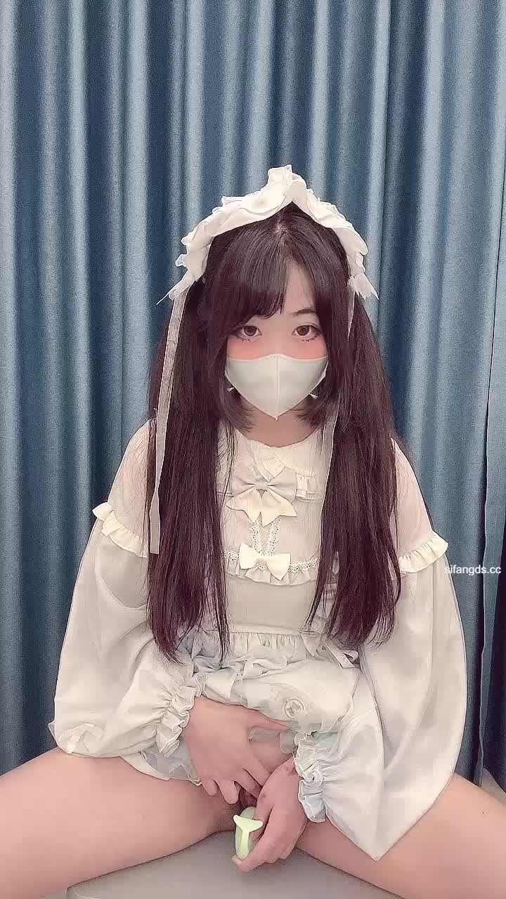 推特八字巨乳，洛丽塔裸舞萌妹【林鹿希】福利2#推特  #八字巨乳  #洛丽塔  #裸舞  #林鹿希