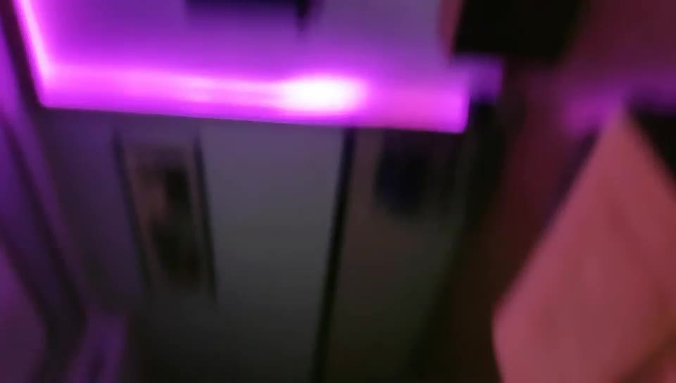 一代炮王，疯狂的做爱机器，【山鸡岁月】，小少妇最近很缺钱，屄真极品，毛少粉嫩，主动自慰水多#山鸡岁月  #少妇  #自慰