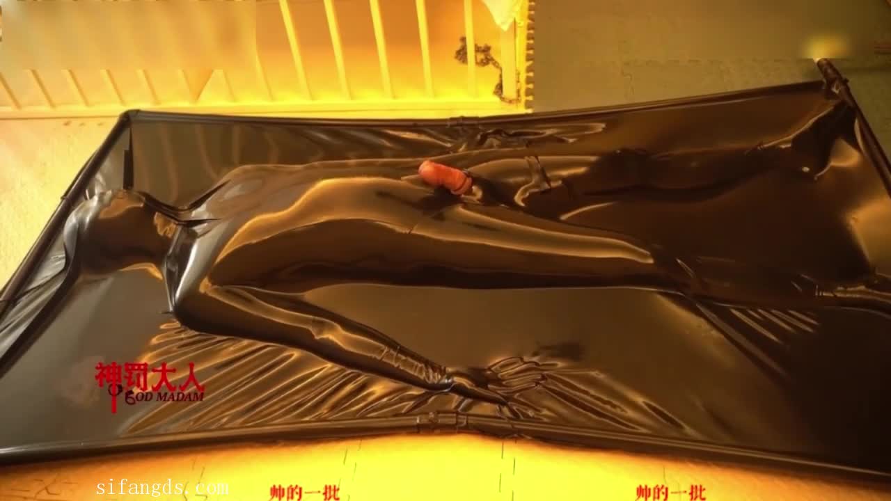 极品超强医生女S【北京神罚大人】长视频福利，极限调教责罚狗奴，寸止榨精，各种花活儿#女S  #医生  #北京神罚大人  #调教  #寸止榨精