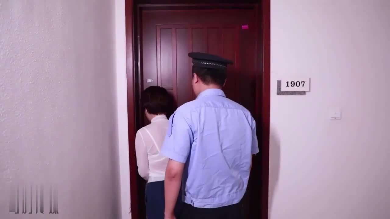 #口交 #女上位 #大厂制作 #性交 #狂插妩媚少妇诱骗保安