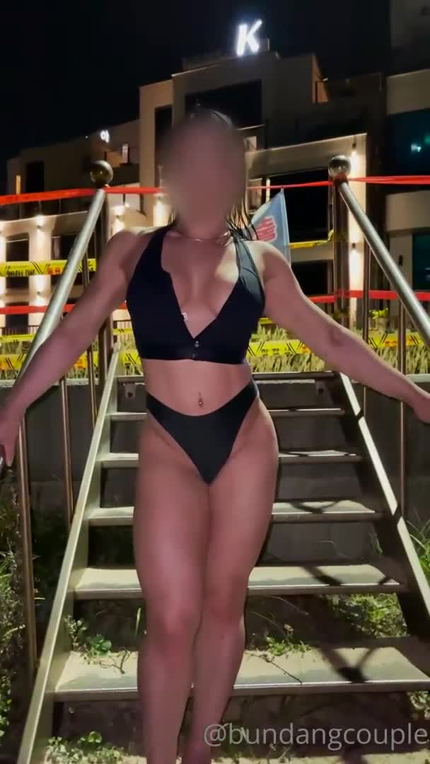 撸铁健身女神柔中带刚【bundangcouple】推特福利合集1，裸体健身啪啪自慰狂喷#bundangcouple  #推特  #撸铁  #裸体  #自慰狂喷