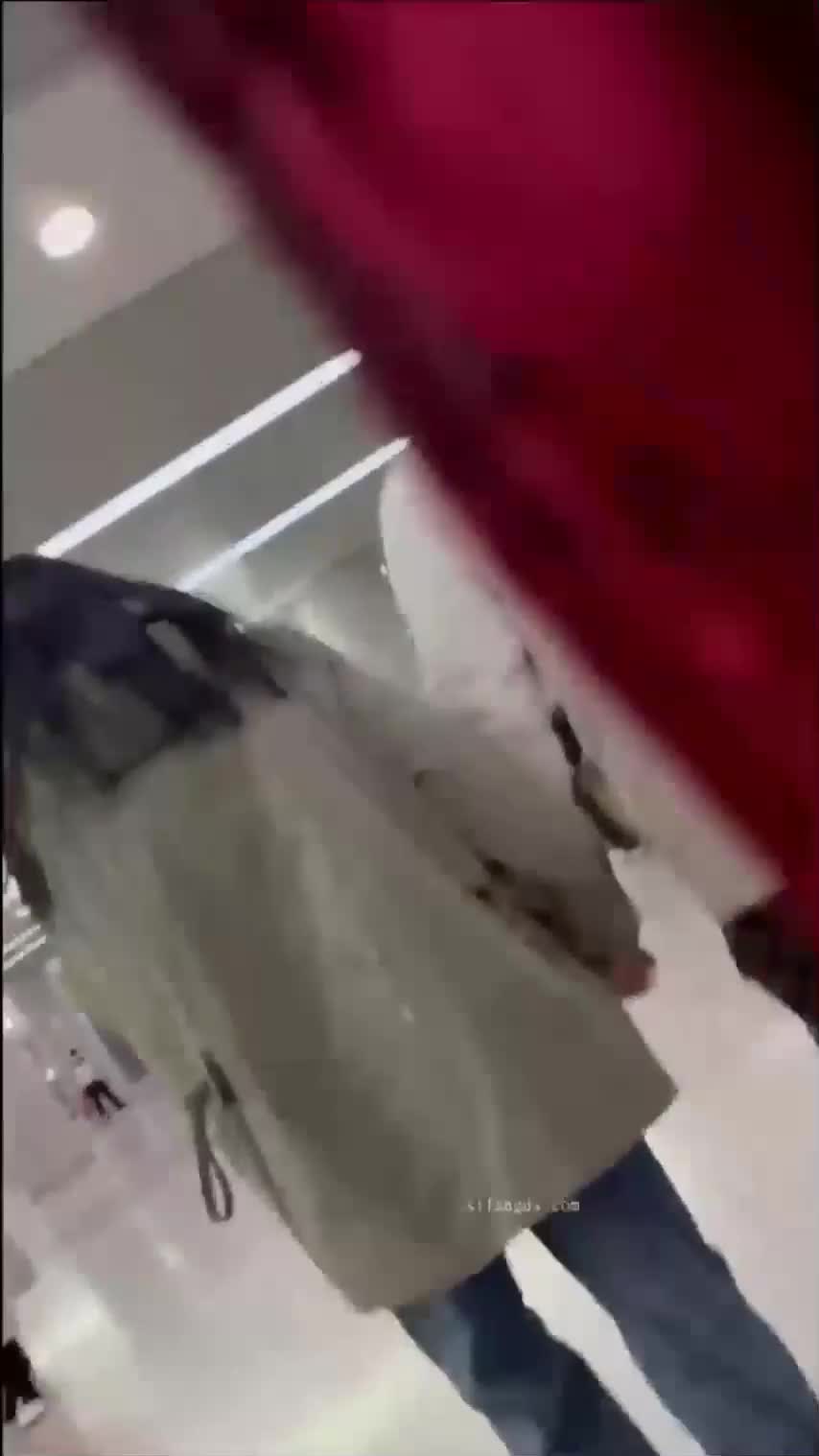 #偷拍自拍 #素人 #第一视角 #业余真实 #街拍街射地铁户外等地方爆射各种美女