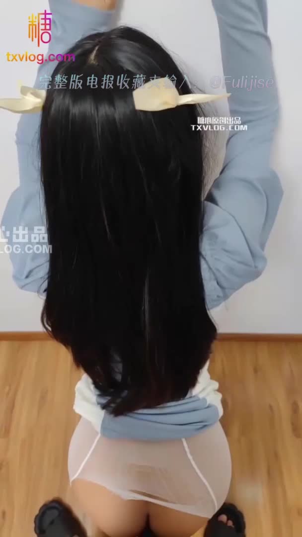 【鸡蛋饼】无套内射极品白丝女友 #白丝 #高跟鞋 #对镜 #女上 #啪啪 #后入 #肥臀 #无套内射