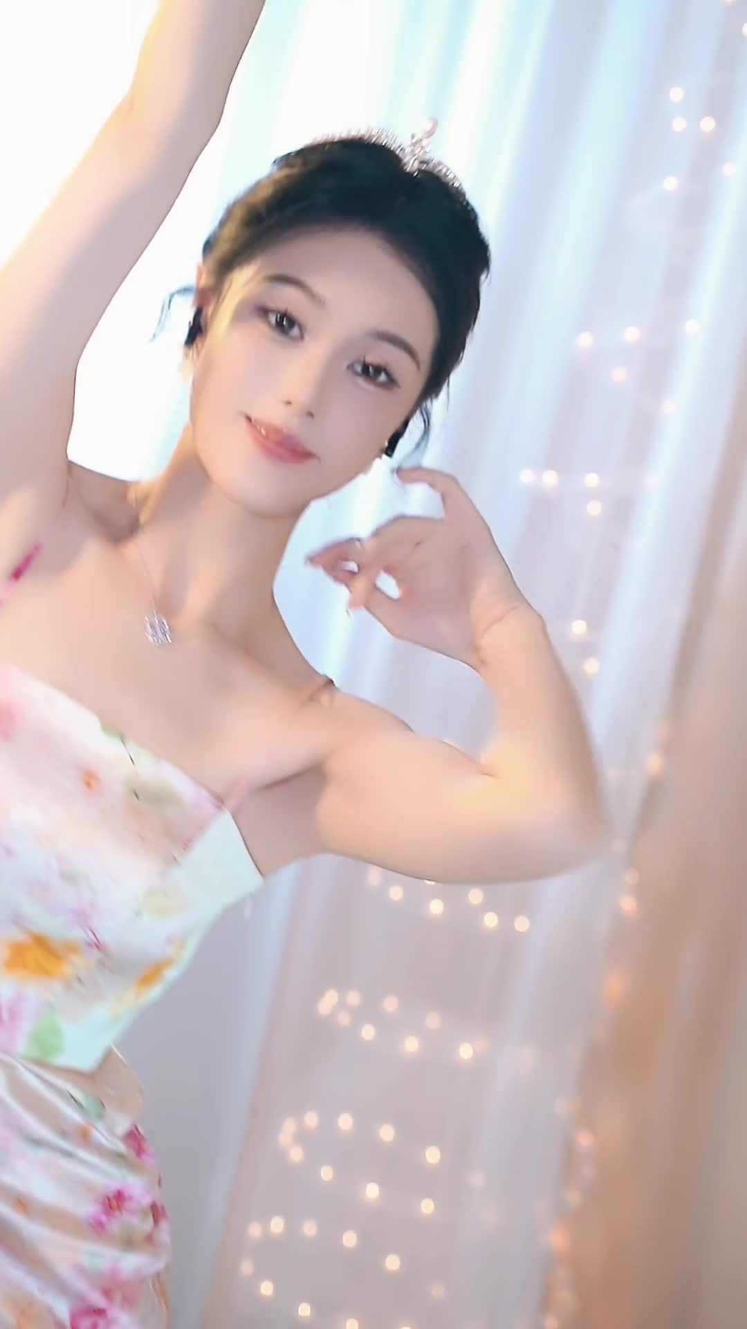 #温南汐 #抖音 #舞蹈 #中国舞 @ikan_live 2024-06-19