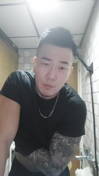 纹身壮汉痞子大叔哥本大根 视频合集 猛男浴室打飞机 射精