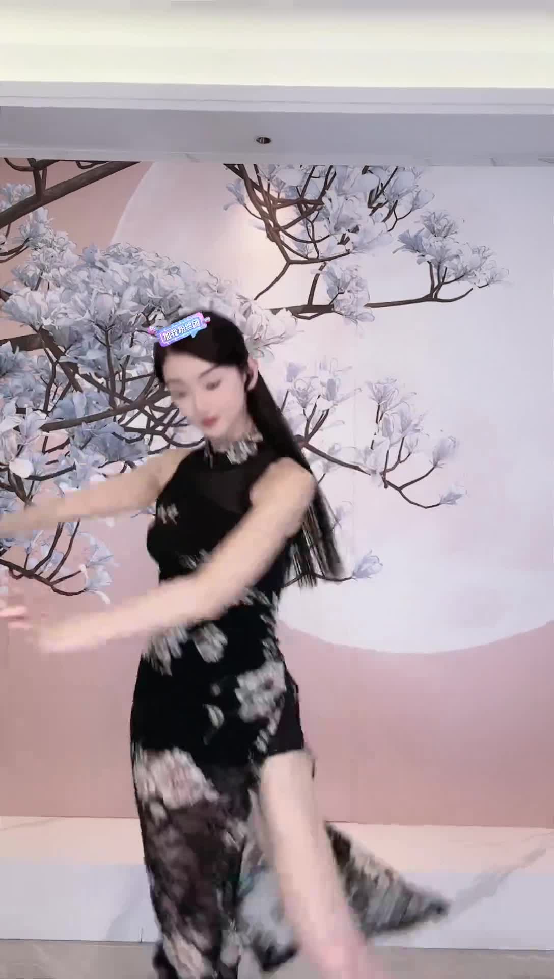 #中国舞_莹莹 #抖音 #舞蹈 #中国舞 @ikan_live 2024-06-14