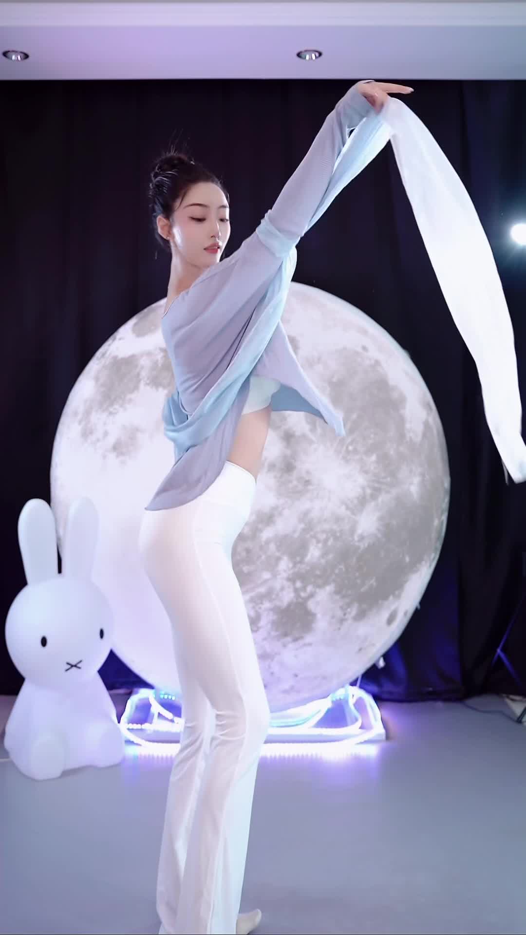 #豆豆 #抖音 #舞蹈 #中国舞 @ikan_live 2024-06-24