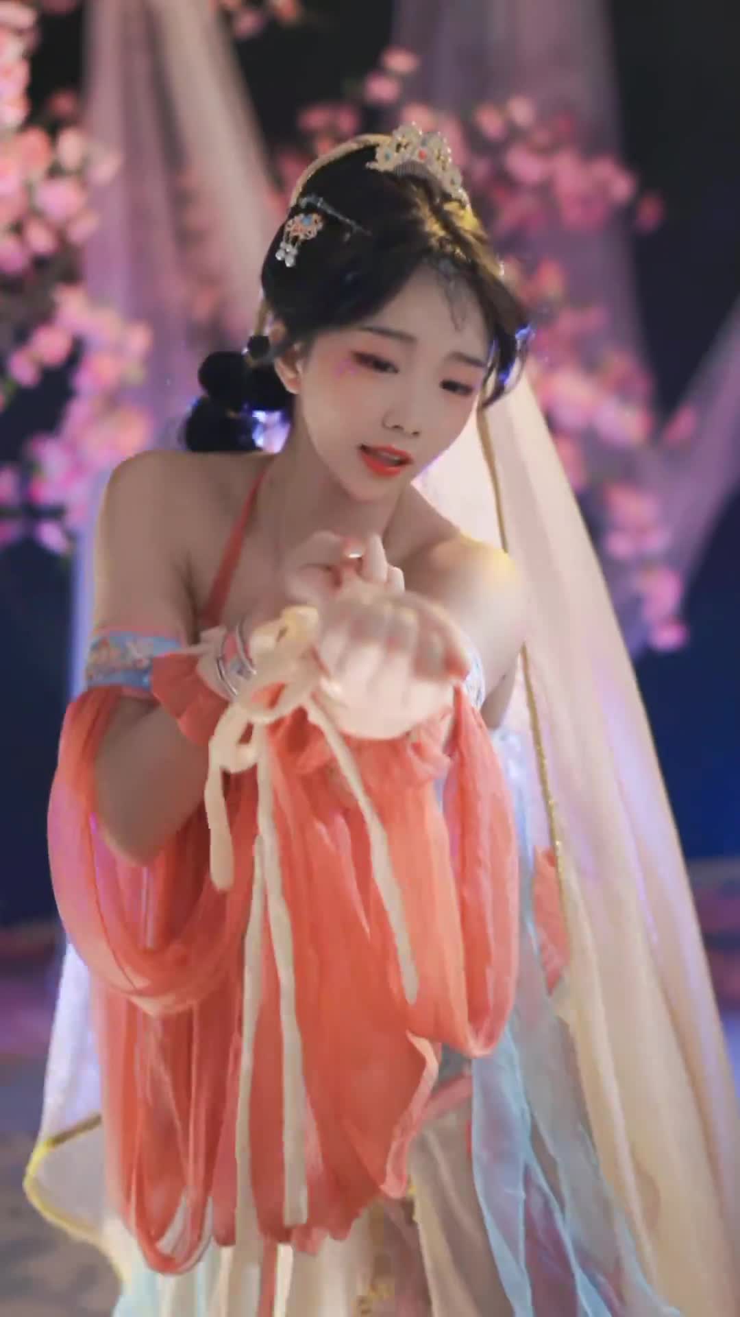 #馨馨baby #抖音 #舞蹈 #中国舞 @ikan_live 2024-06-24