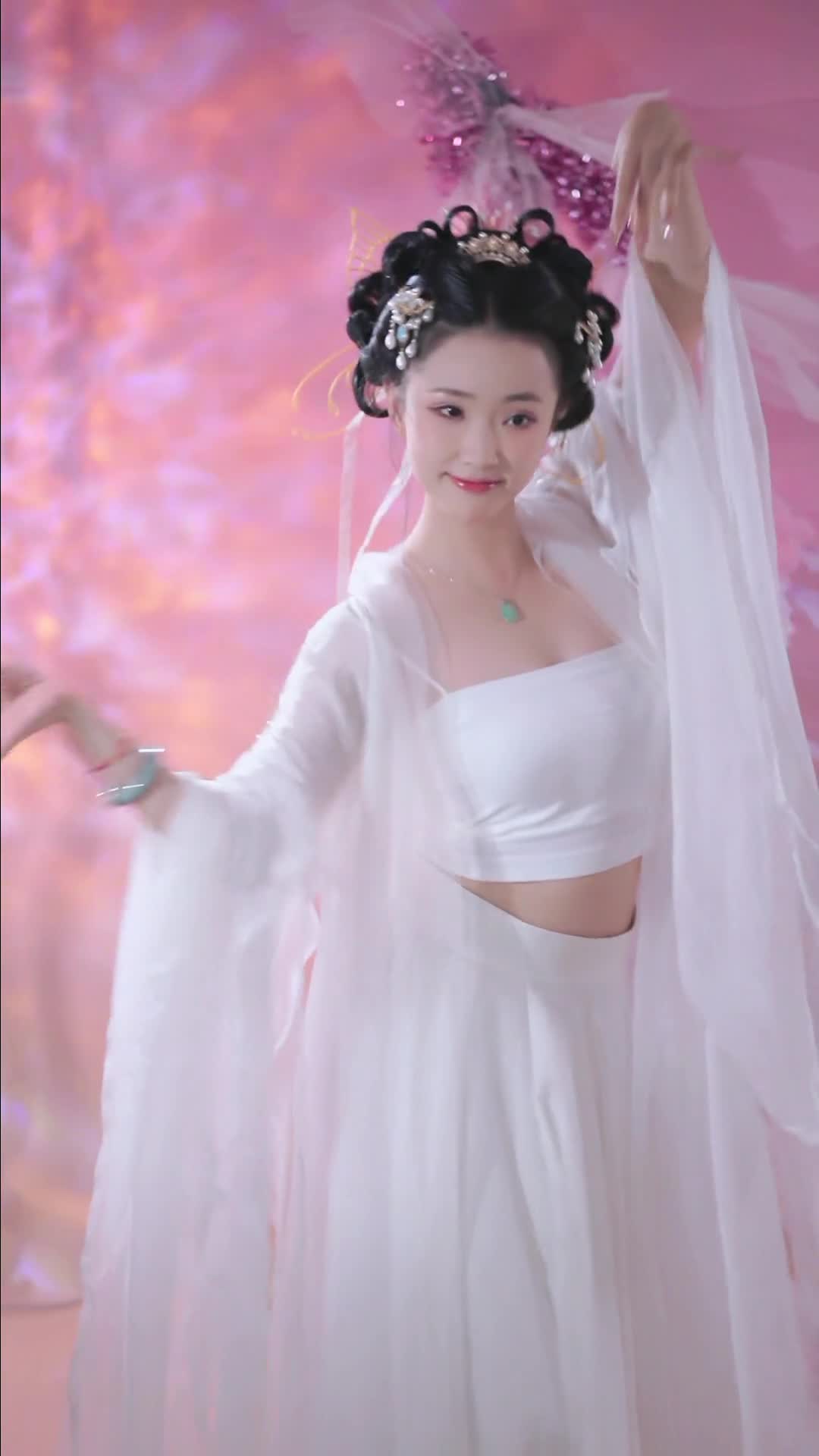 #汤圆 #抖音 #舞蹈 #中国舞 @ikan_live 2024-07-02