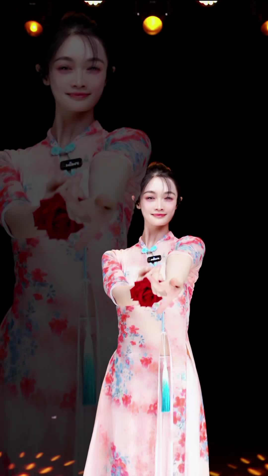 #舞蹈生诗诗 #抖音 #舞蹈 #中国舞 @ikan_live 2024-07-05《叹》