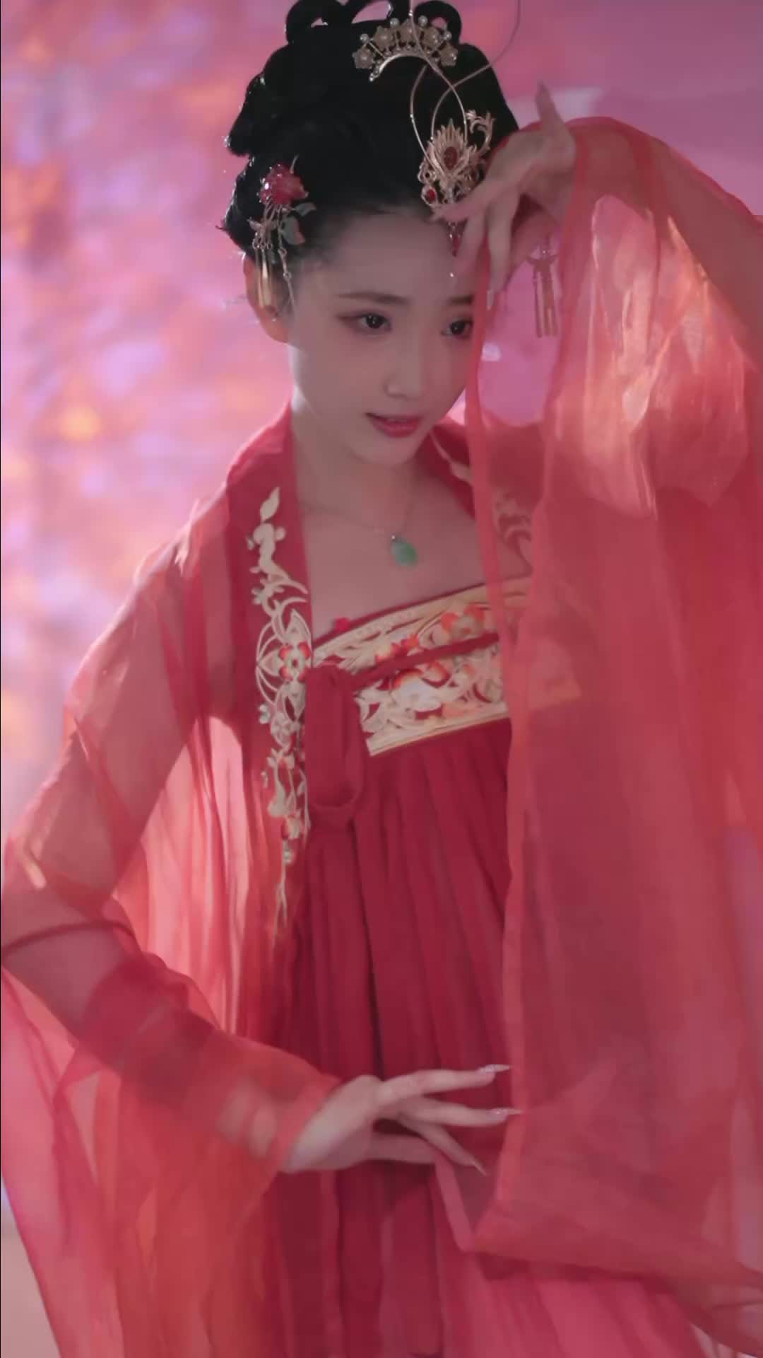 #汤圆 #抖音 #舞蹈 #中国舞 @ikan_live 2024-07-01