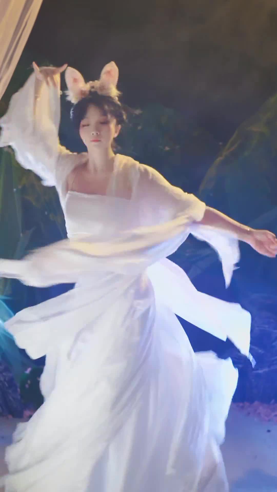 #馨馨baby #抖音 #舞蹈 #中国舞 @ikan_live 2024-07-08
